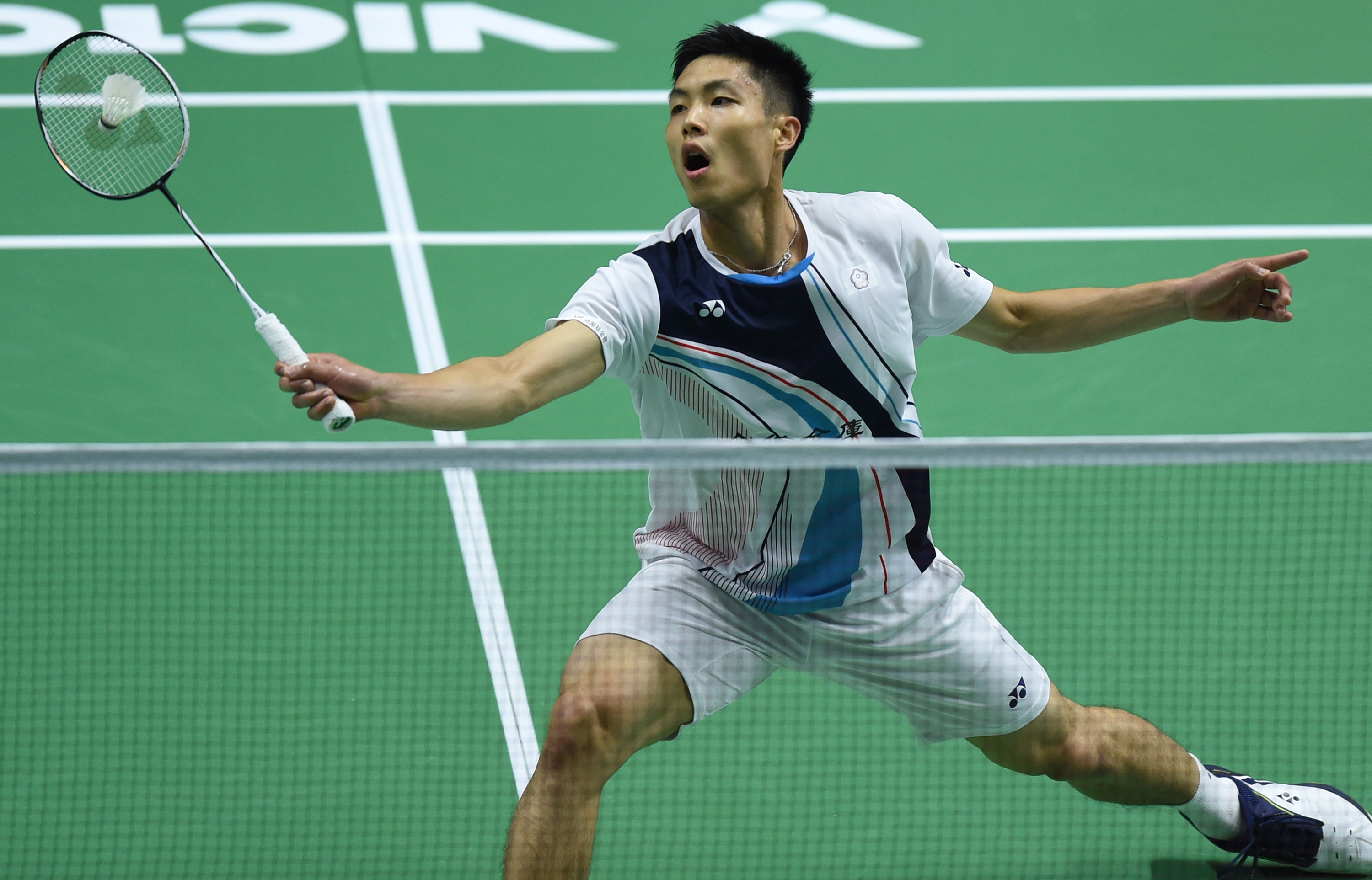 和防守两端 和防守两端