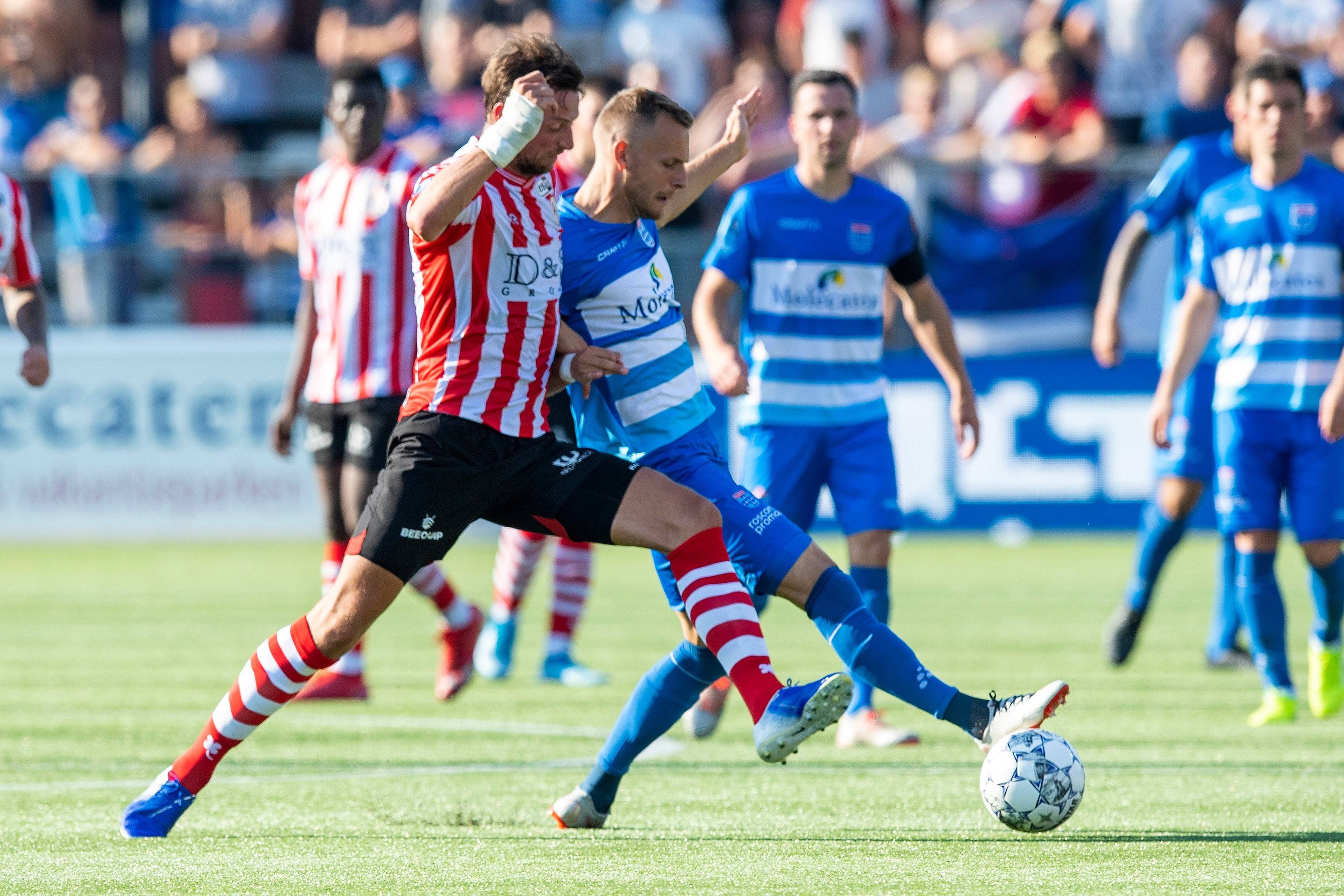 三球的领先 三球的领先